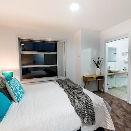Ulverstone River Edge Holidayapartments Oda fotoğraf