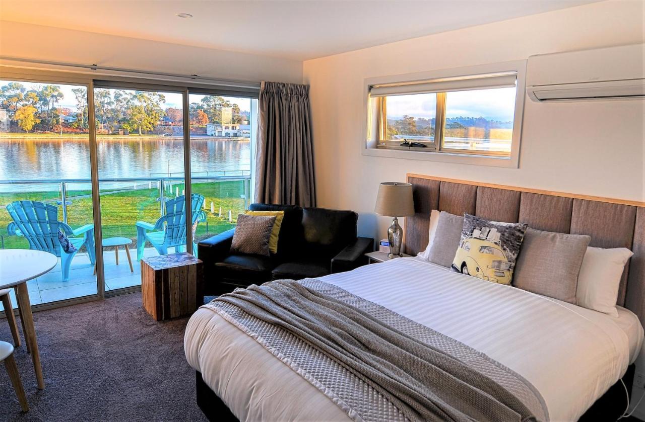Ulverstone River Edge Holidayapartments Dış mekan fotoğraf