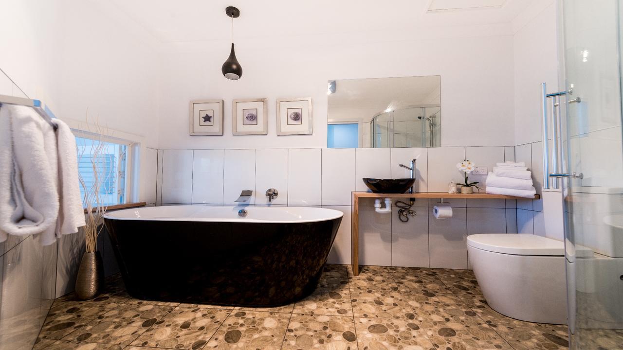 Ulverstone River Edge Holidayapartments Dış mekan fotoğraf